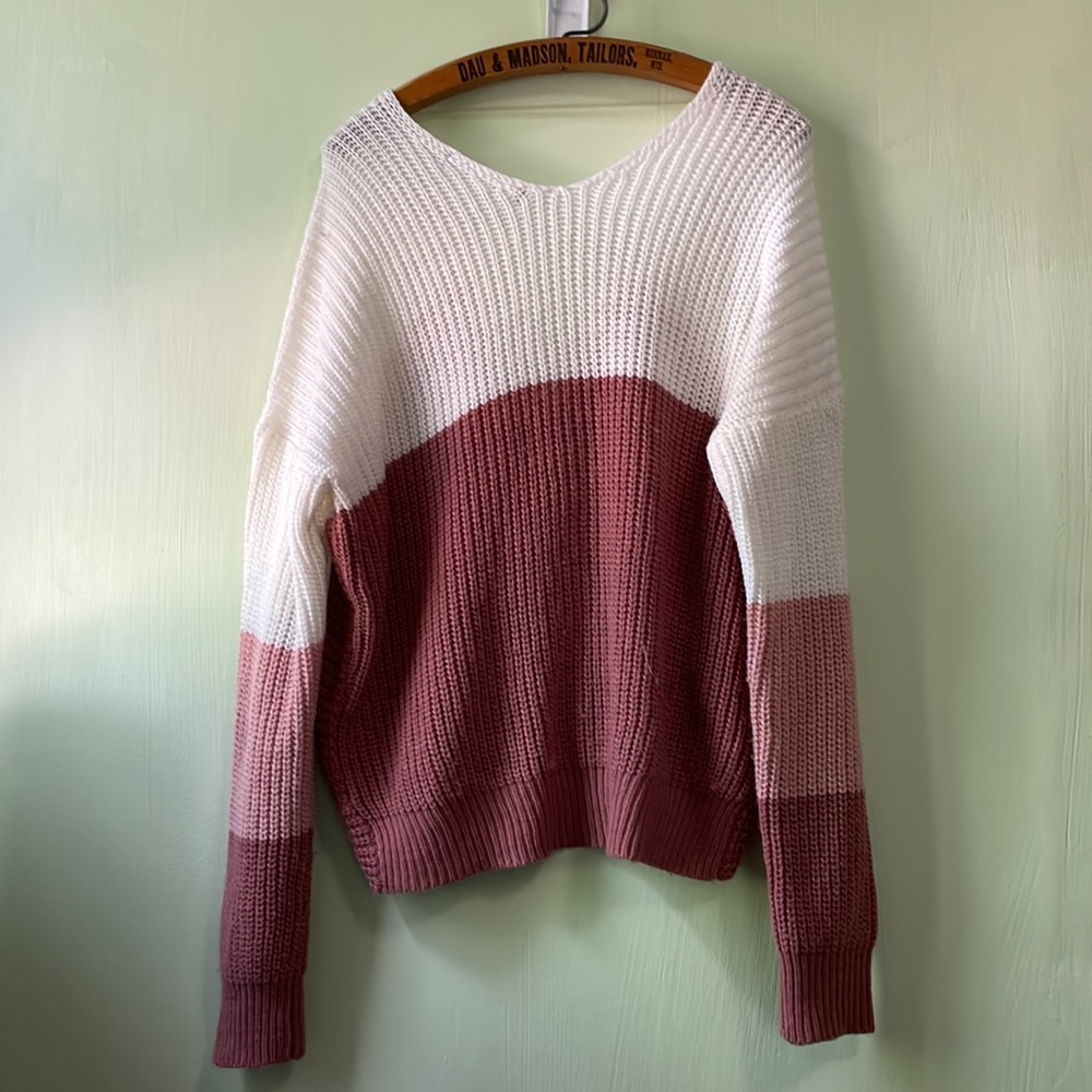 Geometric Sweater - Picture 4 of 4